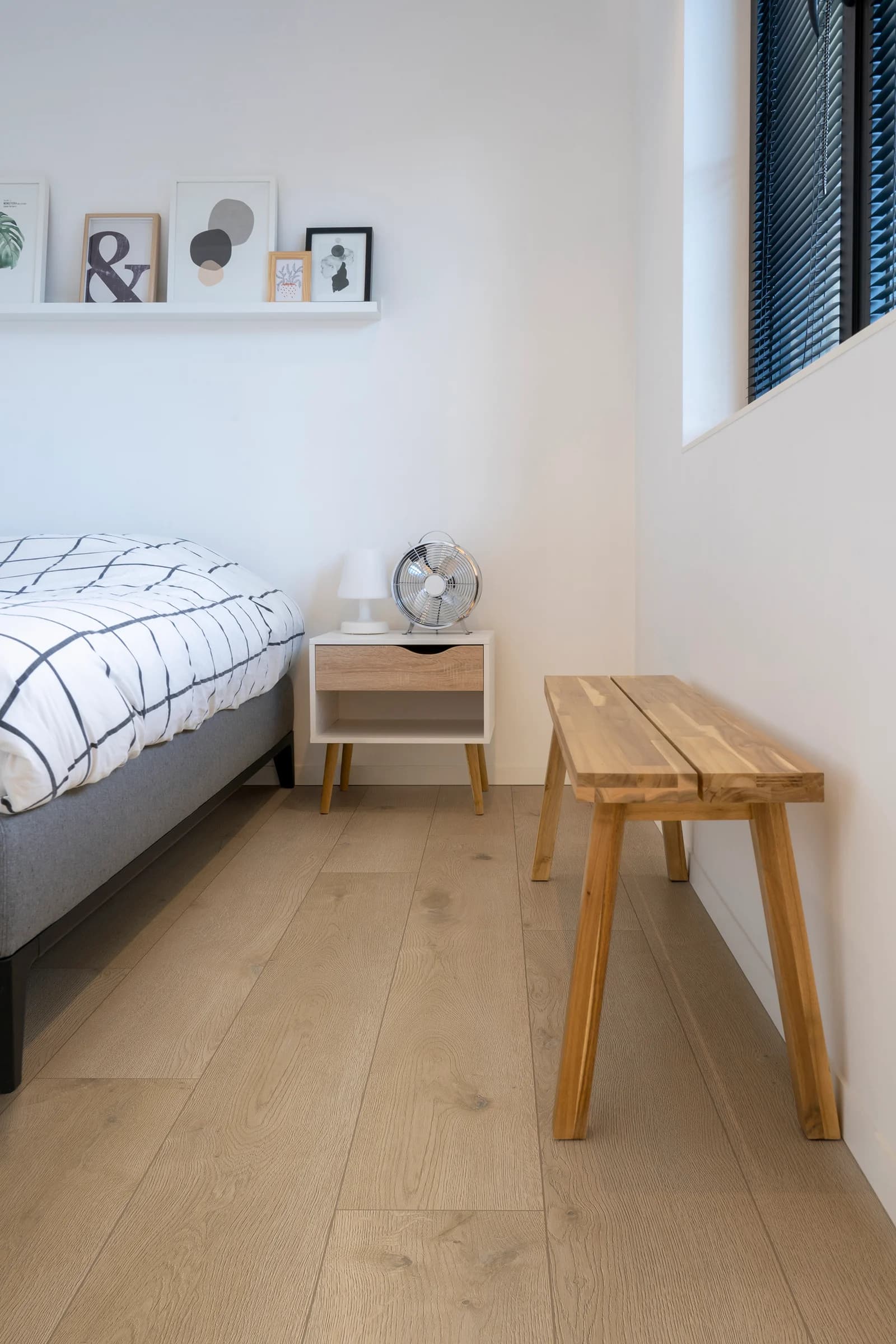 Vinylová podlaha COREtec Emerald s autentickou kresbou dreva v interiéri