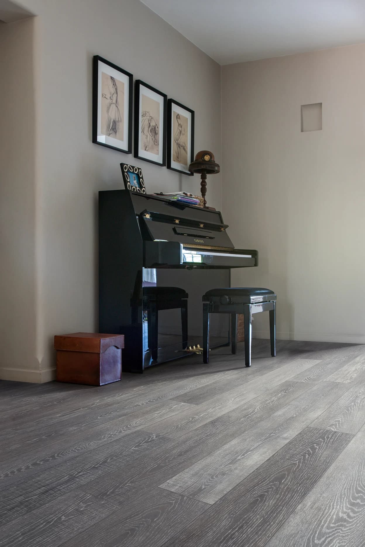 Vinylová podlaha COREtec Greystone Contempo 34 v interiéri