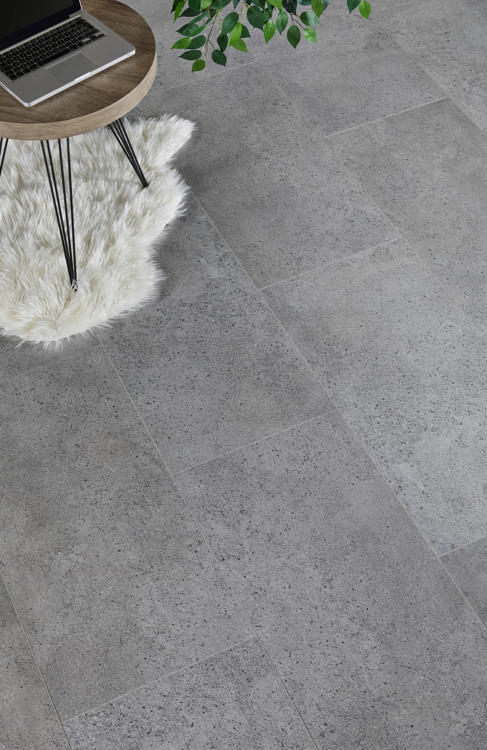 Minerálna vinylová podlaha COREtec RHON 0593 B s dekorom prírodného kameňa v interiéri