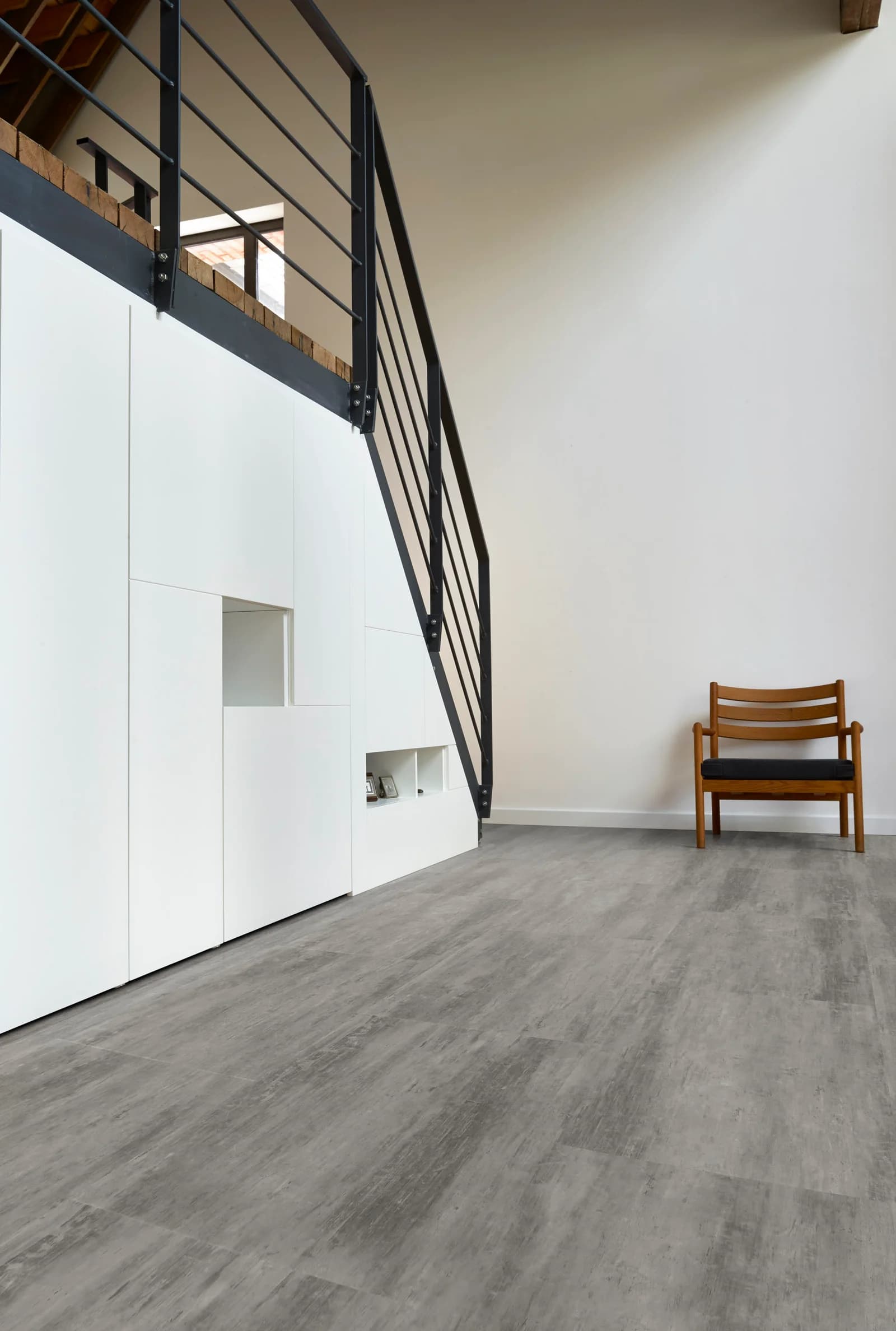 Vinylová podlaha COREtec Weathered BETÓN 03 v interiéri