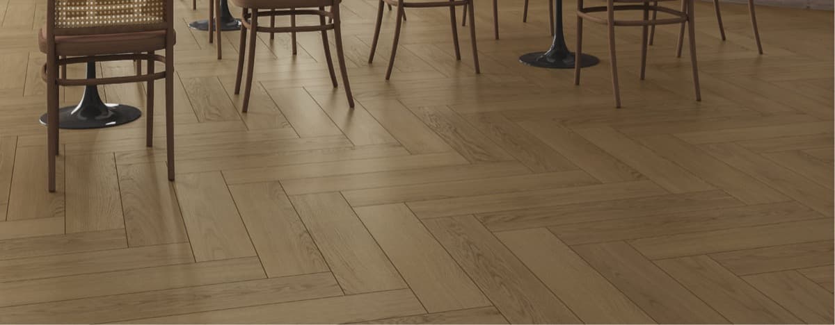 Firmfit Flamenco Oak Herringbone v interiéri